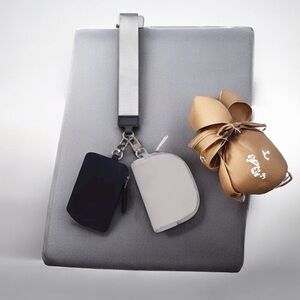 Stylish Double Pouch Wristlet Bags 🆕 Black/Gray